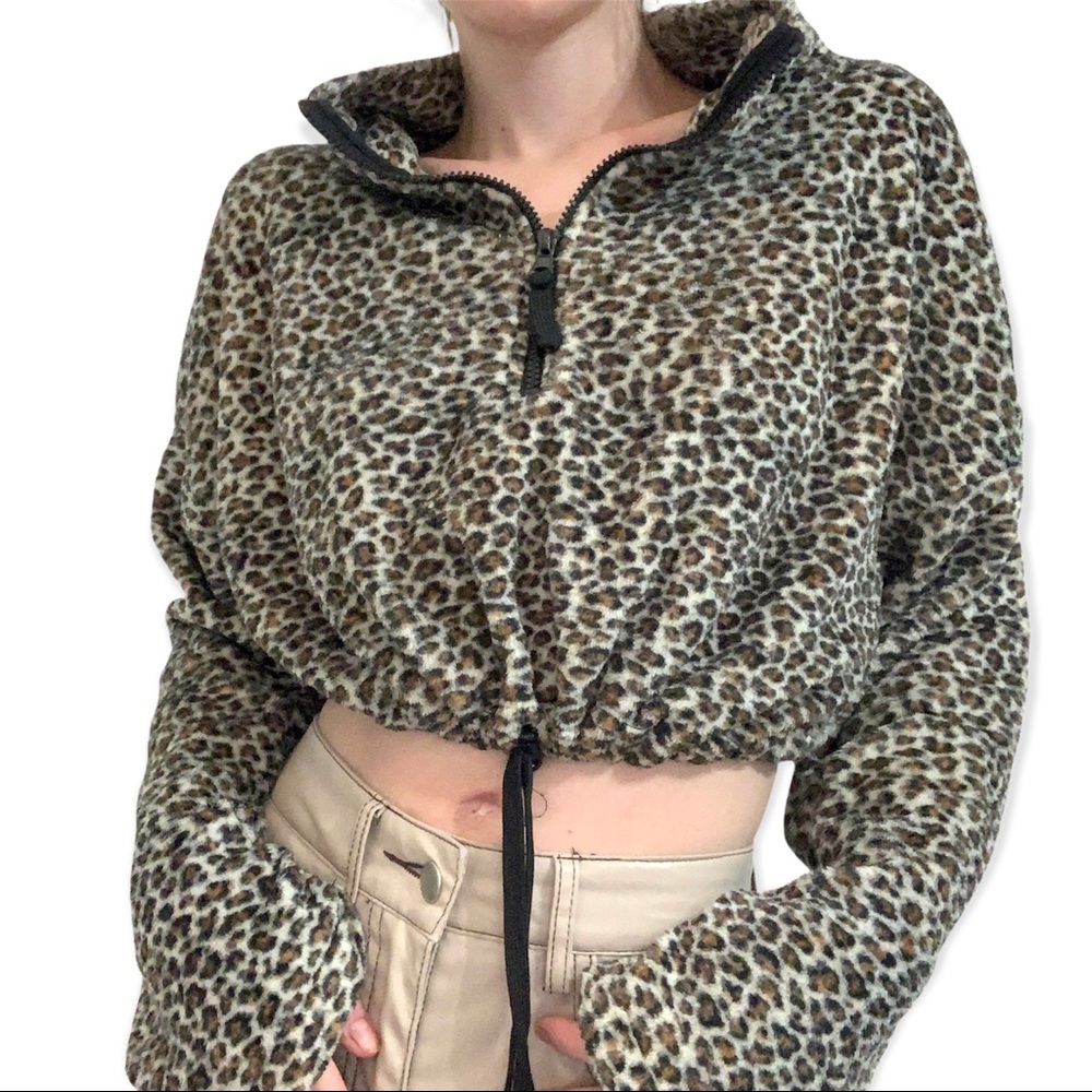 Urban Outfitters Half Zip Cropped Fleece